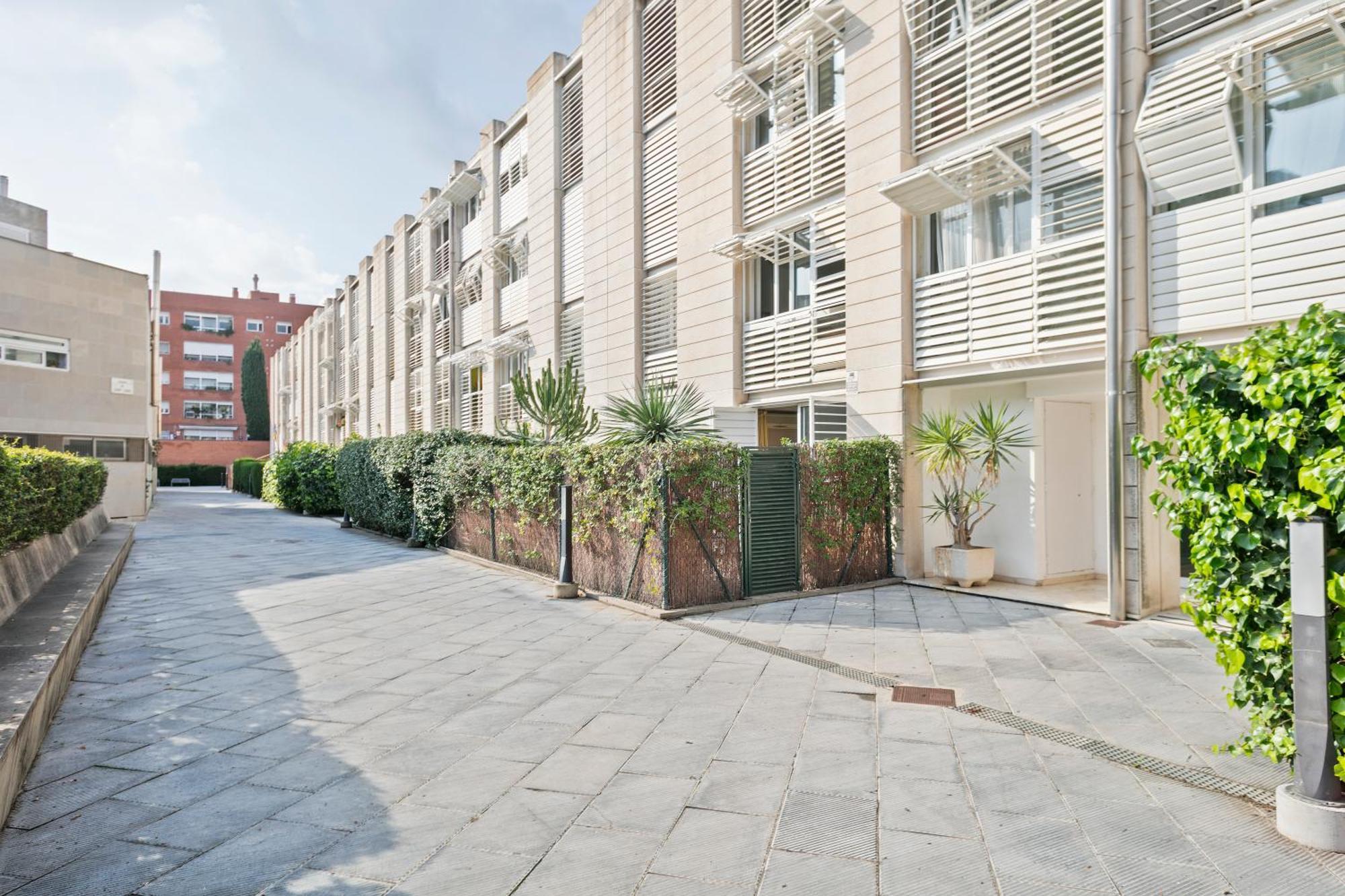 Alcam Olimpic Apartment Барселона Екстериор снимка